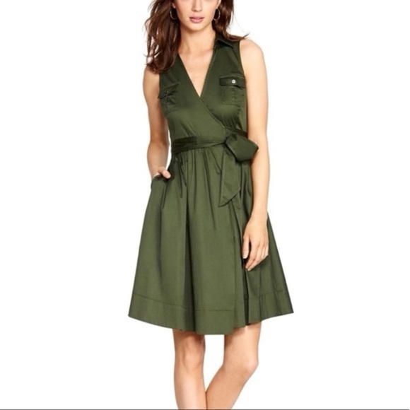 White House Black Market Dresses & Skirts - NWT White House Black Market Wrap Midi Dress Green